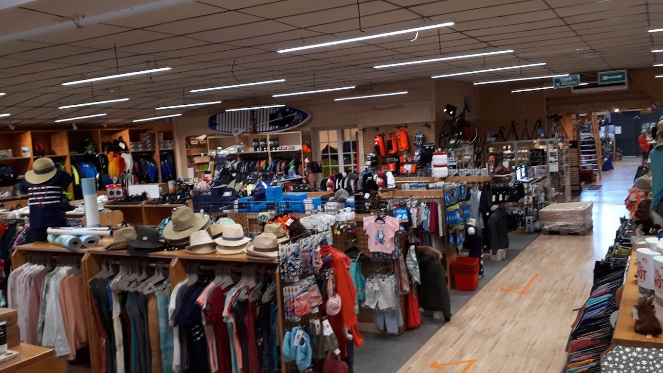 Au Vieux Campeur Thonon-les-Bains  Magasin outdoor 48 Avenue de Genve