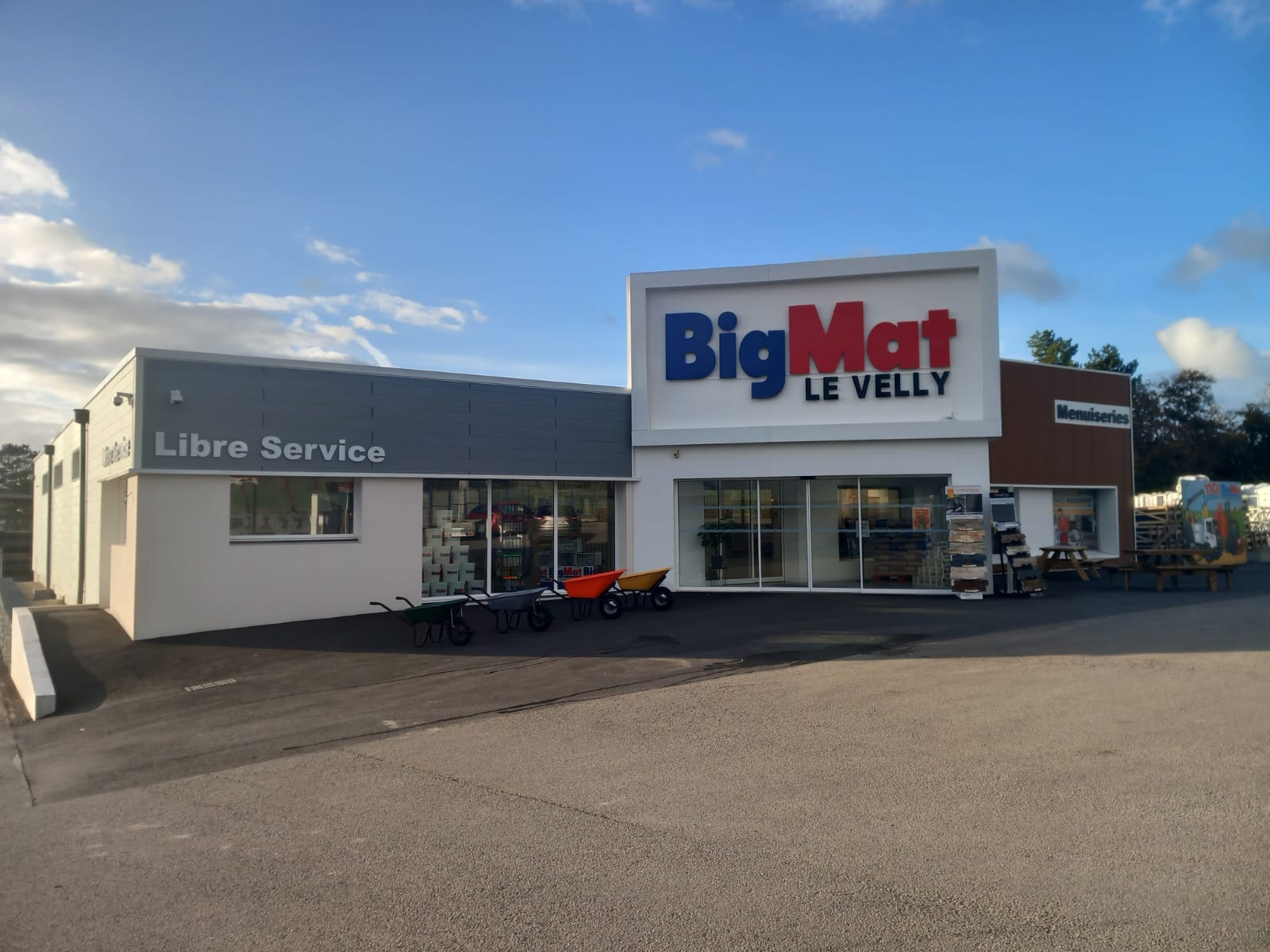 Photo officielle de BigMat Lanrivoare - Le Velly et Fils