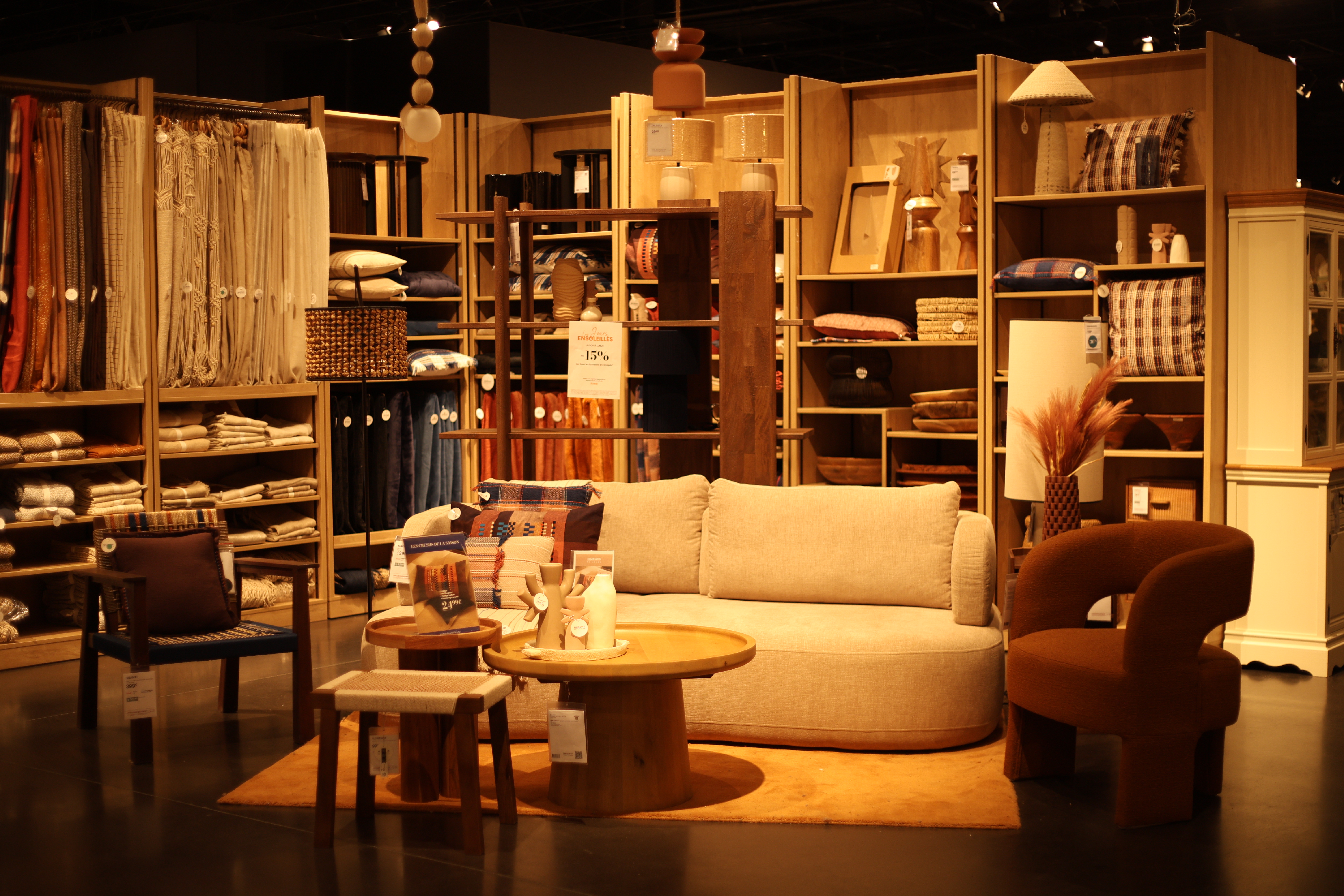 Magasin de meuble et de déco Maisons du Monde - Dijon - Quetigny | Maisons  du Monde