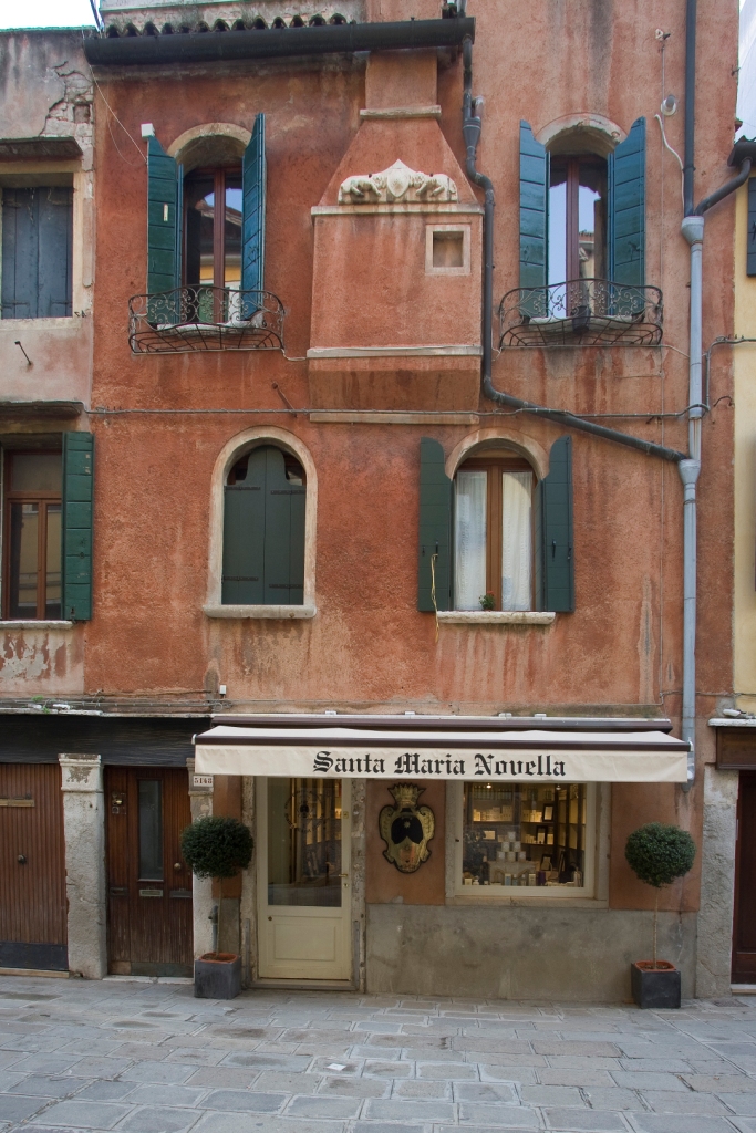 Santa Maria Novella, Salizada San Samuele Venice