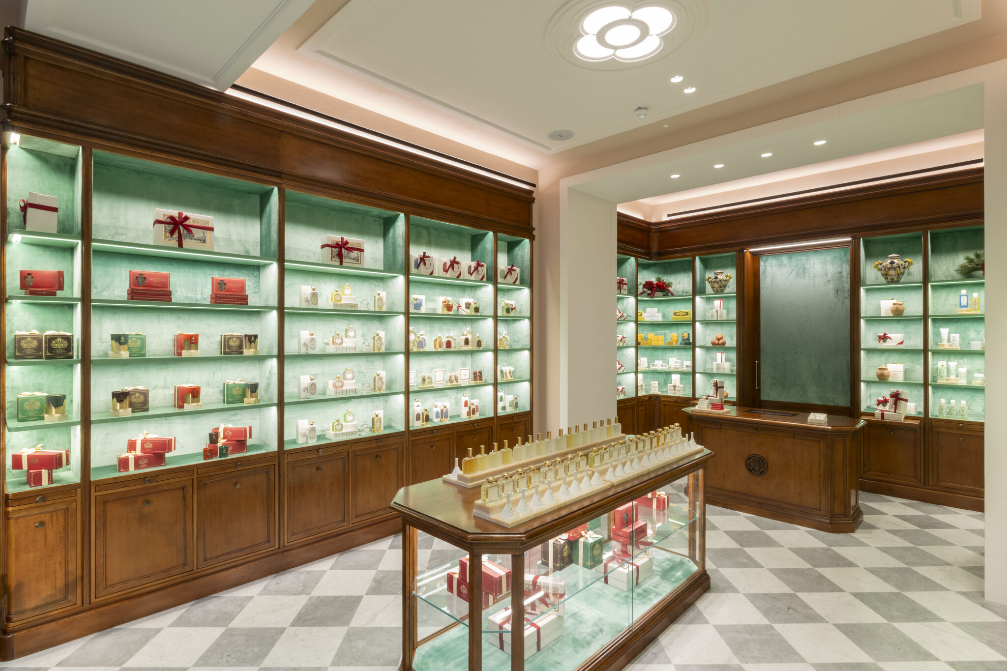 Officina Profumo-Farmaceutica di Santa Maria Novella London