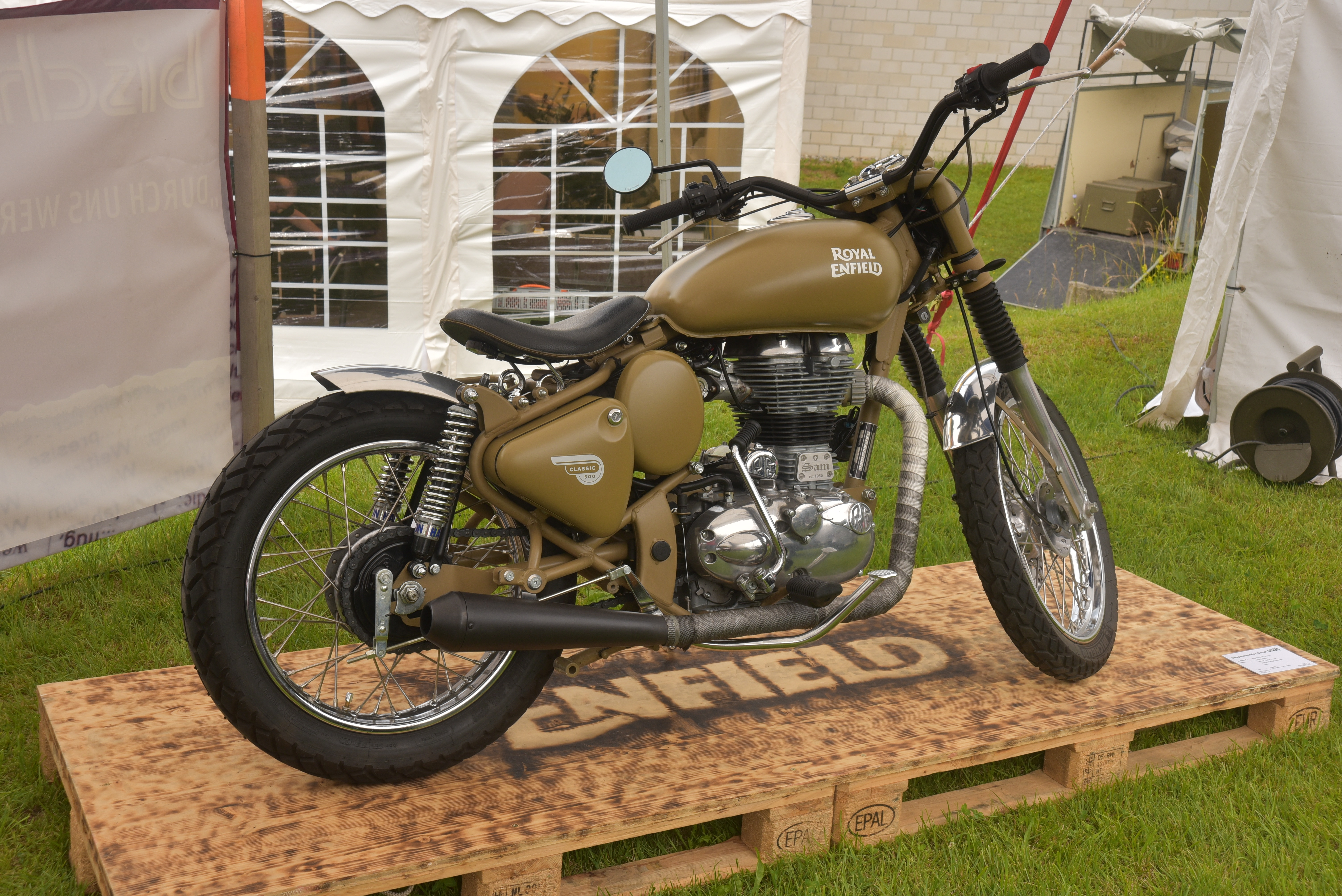 Elenco dei rivenditori e showroom di Royal Enfield Motorcycle | Royal  Enfield Svizzera