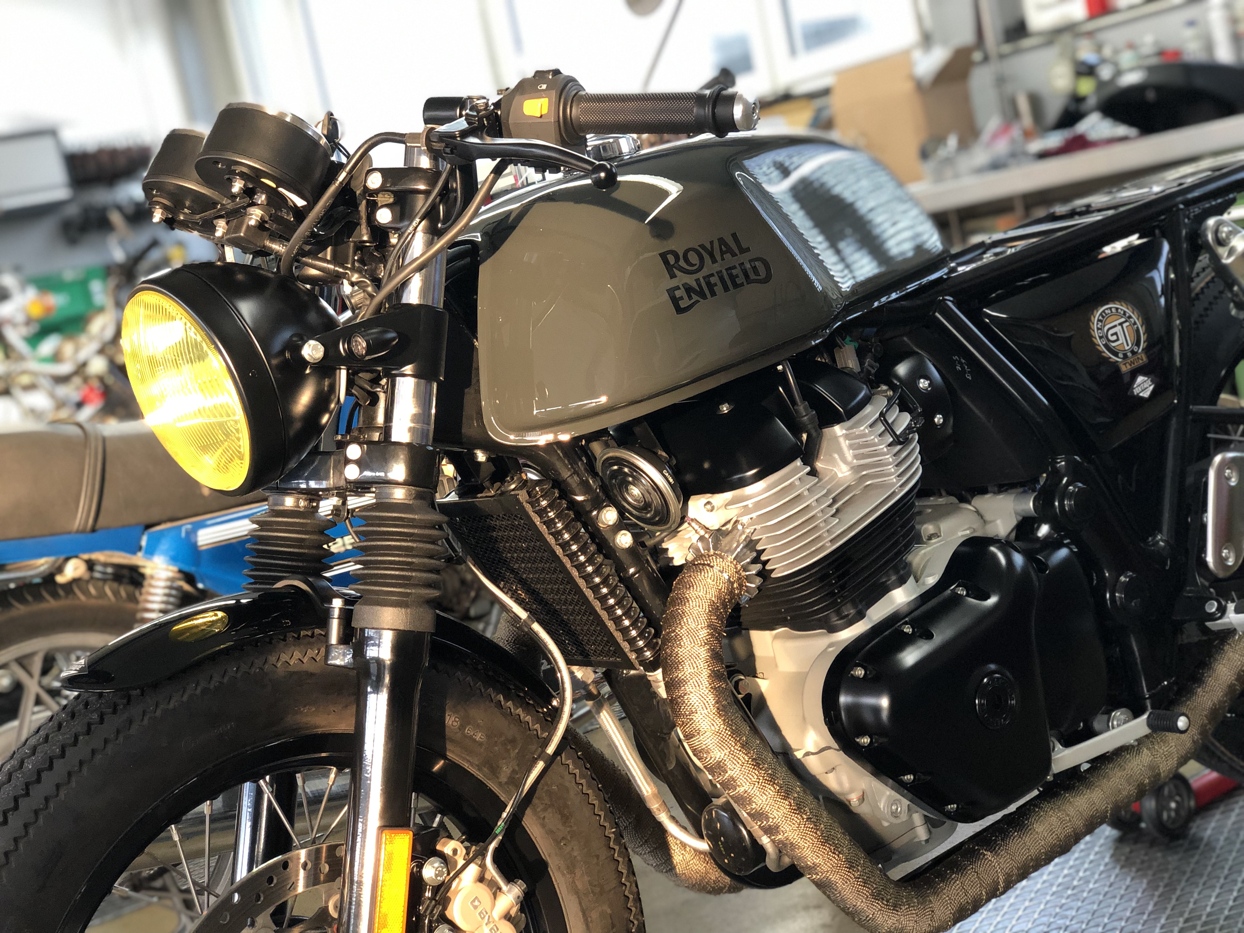 Motorradhändler in Schweiz | Royal Enfield Showrooms & Dealer in Schweiz